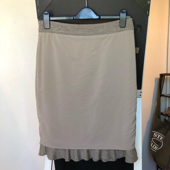 Ann Taylor wool skirt - Picture 3 of 5